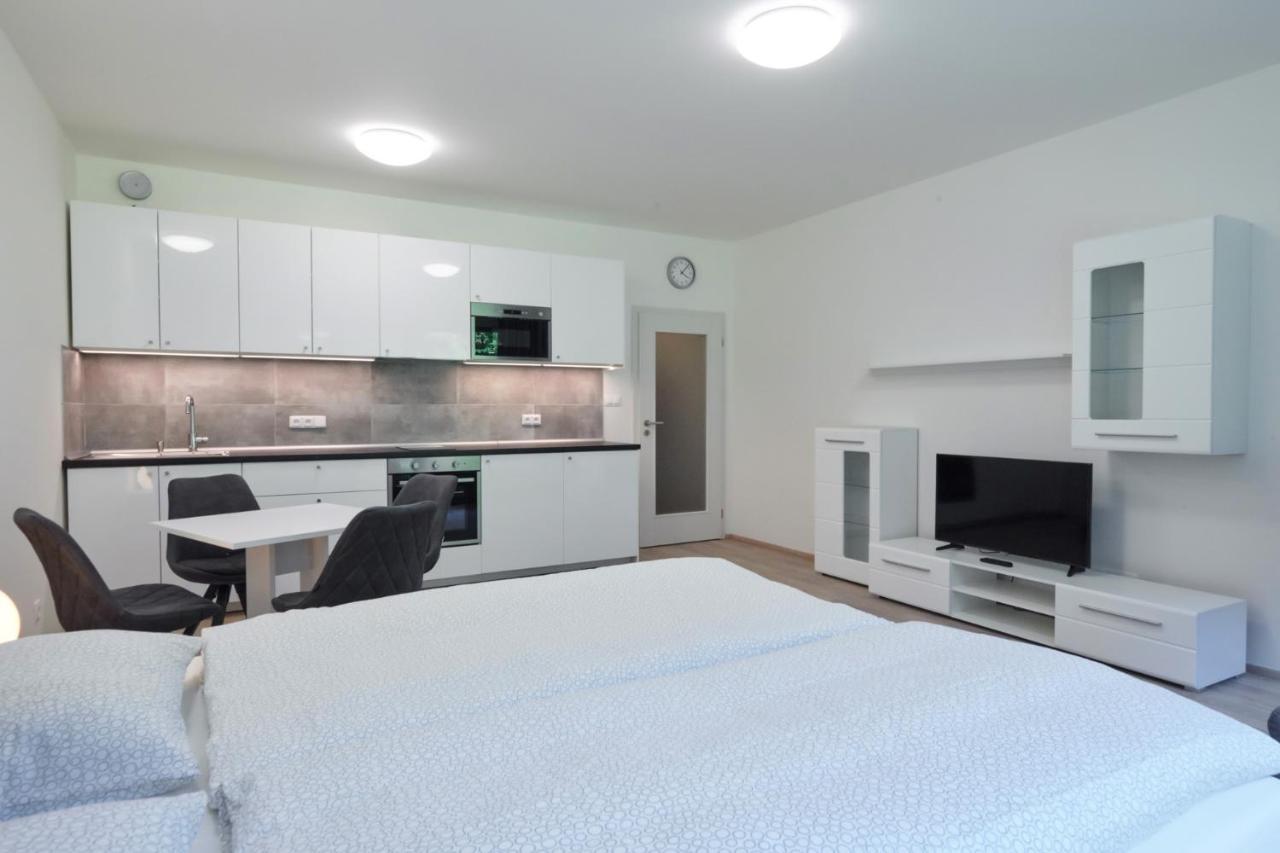 Residence Port Karolina ปราก ภายนอก รูปภาพ